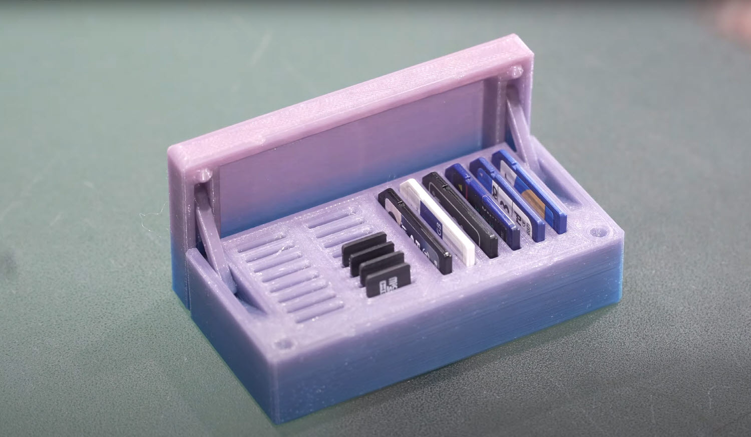 Hộp đựng thẻ SD