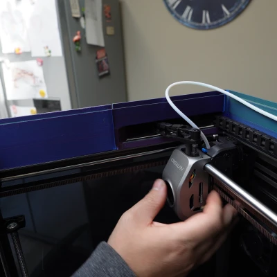 Creality K1 riser The Speedbump kín và có lỗ thông hơi