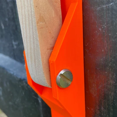 Chốt cửa nhà kho - chặn cửa