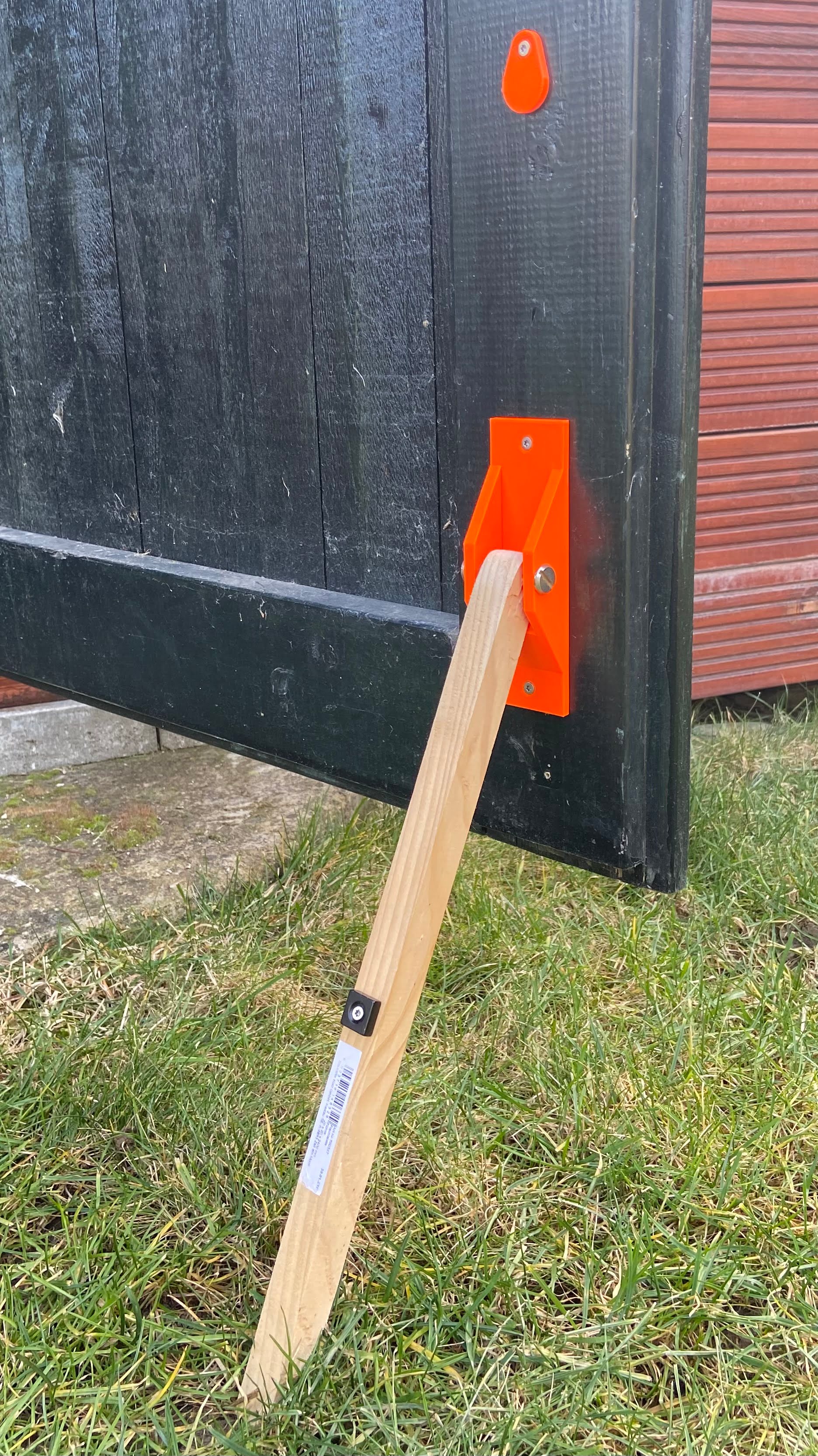 Chốt cửa nhà kho - chặn cửa