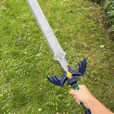 Kiếm Chủ với lưỡi kiếm có thể thay thế