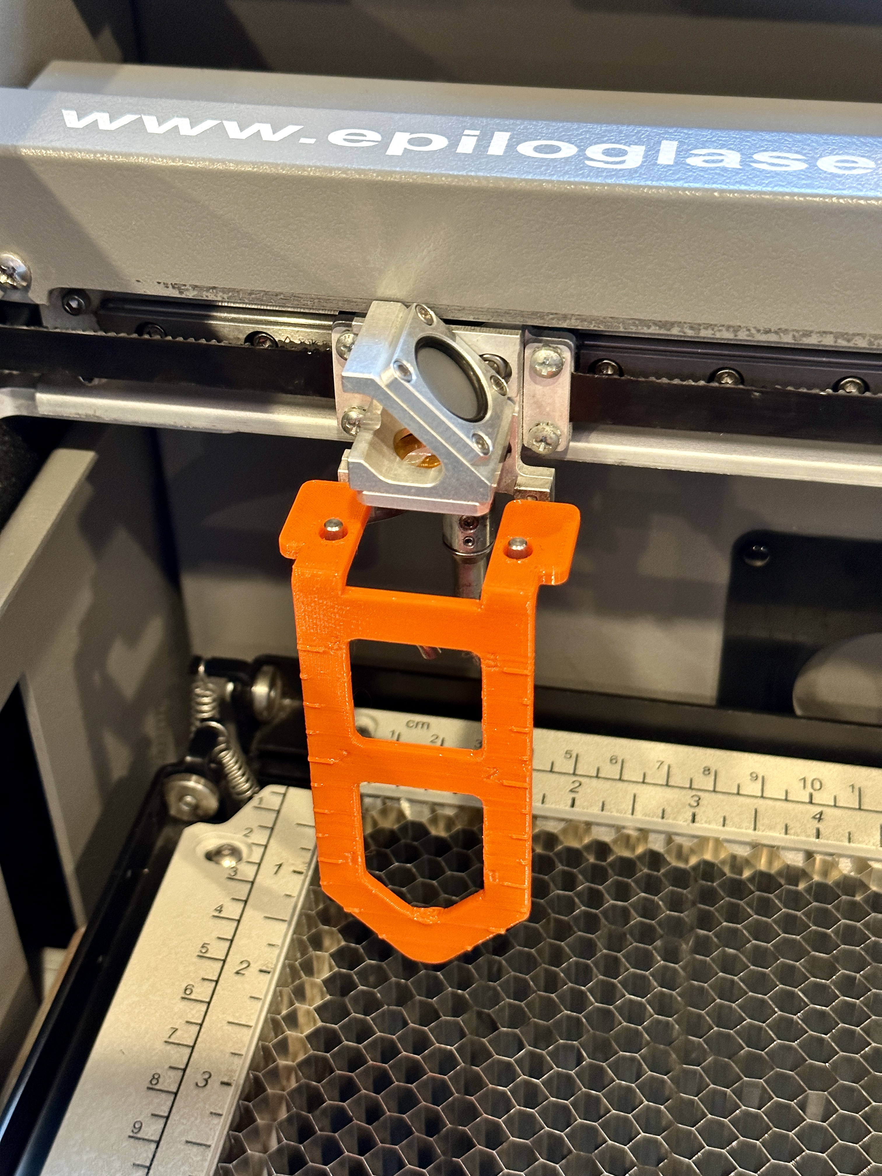 Thước đo lấy nét cho máy cắt laser Epilog với ống kính 4 inch