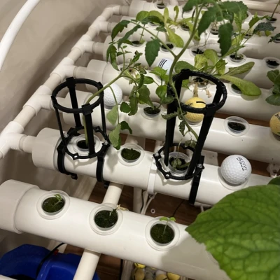 Giá đỡ lưới bàn thủy canh có kẹp PVC