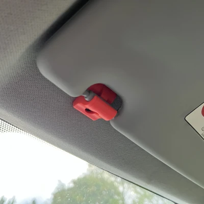 Kẹp Kính Chắn Nắng Hyundai i20 2010