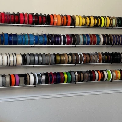 RepRack: Giá đỡ cuộn dây và hệ thống lưu trữ mã nguồn mở