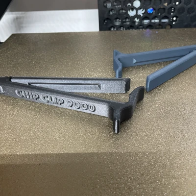 Chip Clip 9000, phiên bản tiêu chuẩn và dễ mở