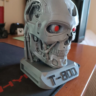 T800 Đầu Nội Rỗng Terminator Mịn In Được Có Đế (không phải ExoSkull)