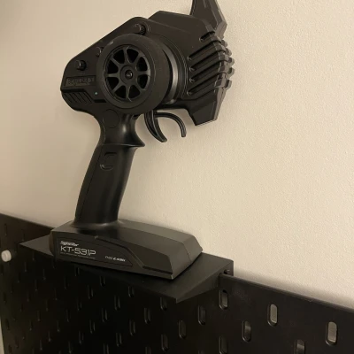 Kệ gắn trên đỉnh Ikea Skadis