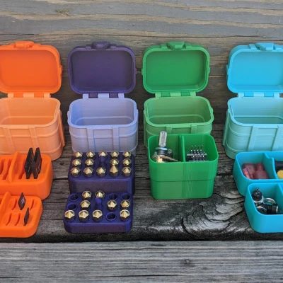 Hộp Đa Năng Có Các Bộ Phận Chèn