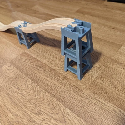 Chân Cầu Gỗ Brio (Có Thể Xếp Chồng)