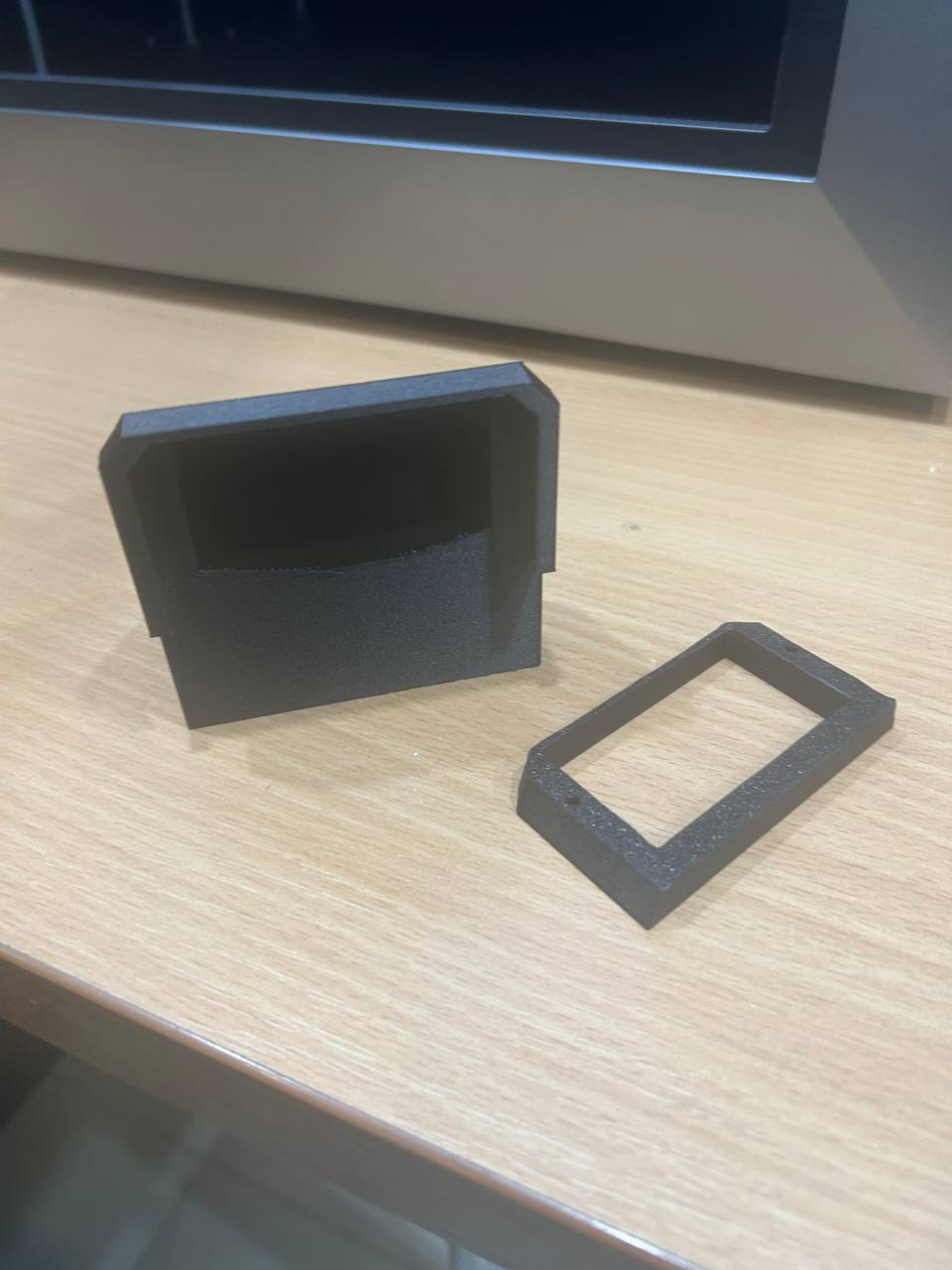 Hộp đựng phân filament Qidi PLUS 4 có thể tháo rời