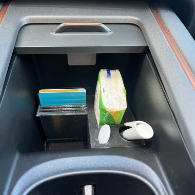 Cupra Born - Khay Tổ Chức Hộp Trung Tâm