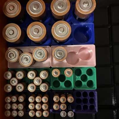 Giá Đỡ Pin Gridfinity