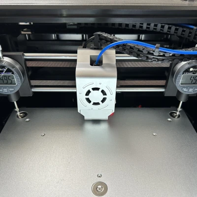 Giá đỡ Đồng hồ đo số Qidi X-Max 3