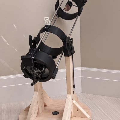 Kính thiên văn Newton 8" "Leavitt"