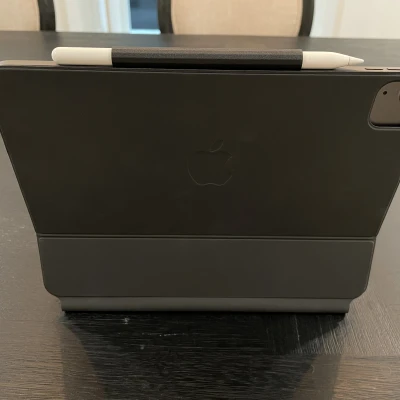 Giá đỡ bút chì iPad cho Magic Keyboard