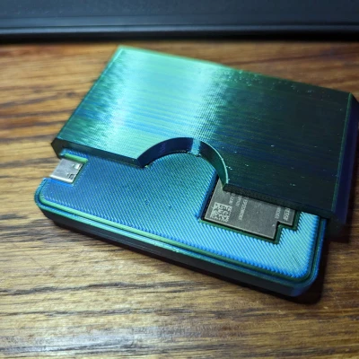 Vỏ bảo vệ ghim có giáp