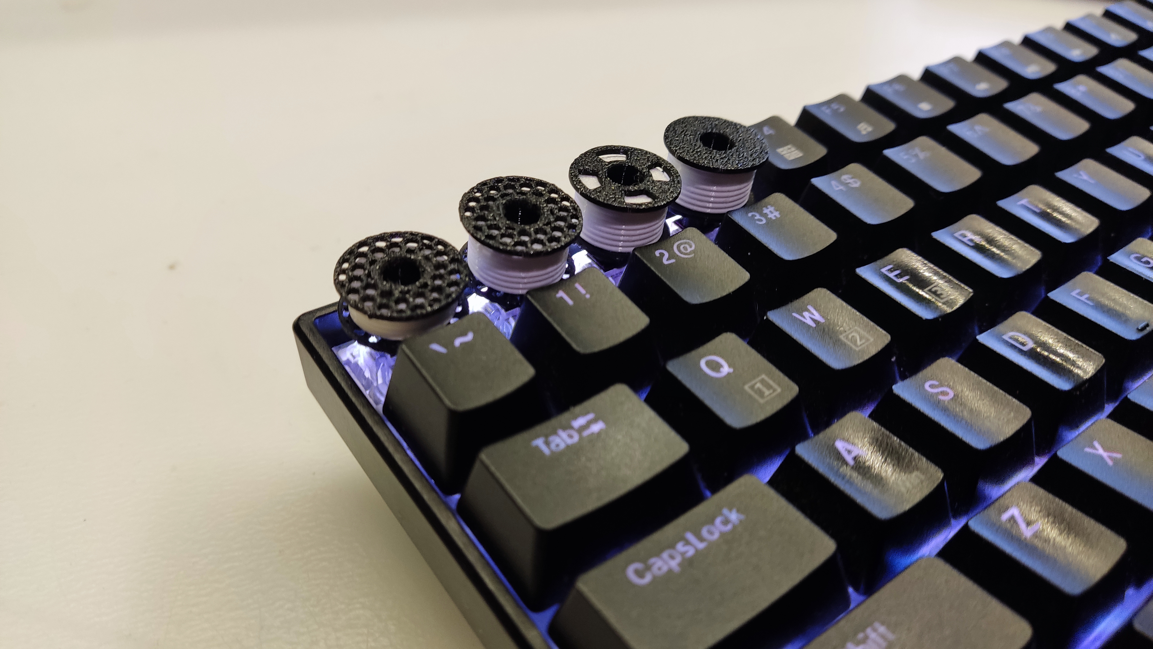 Keycap Cuộn Chỉ Filament