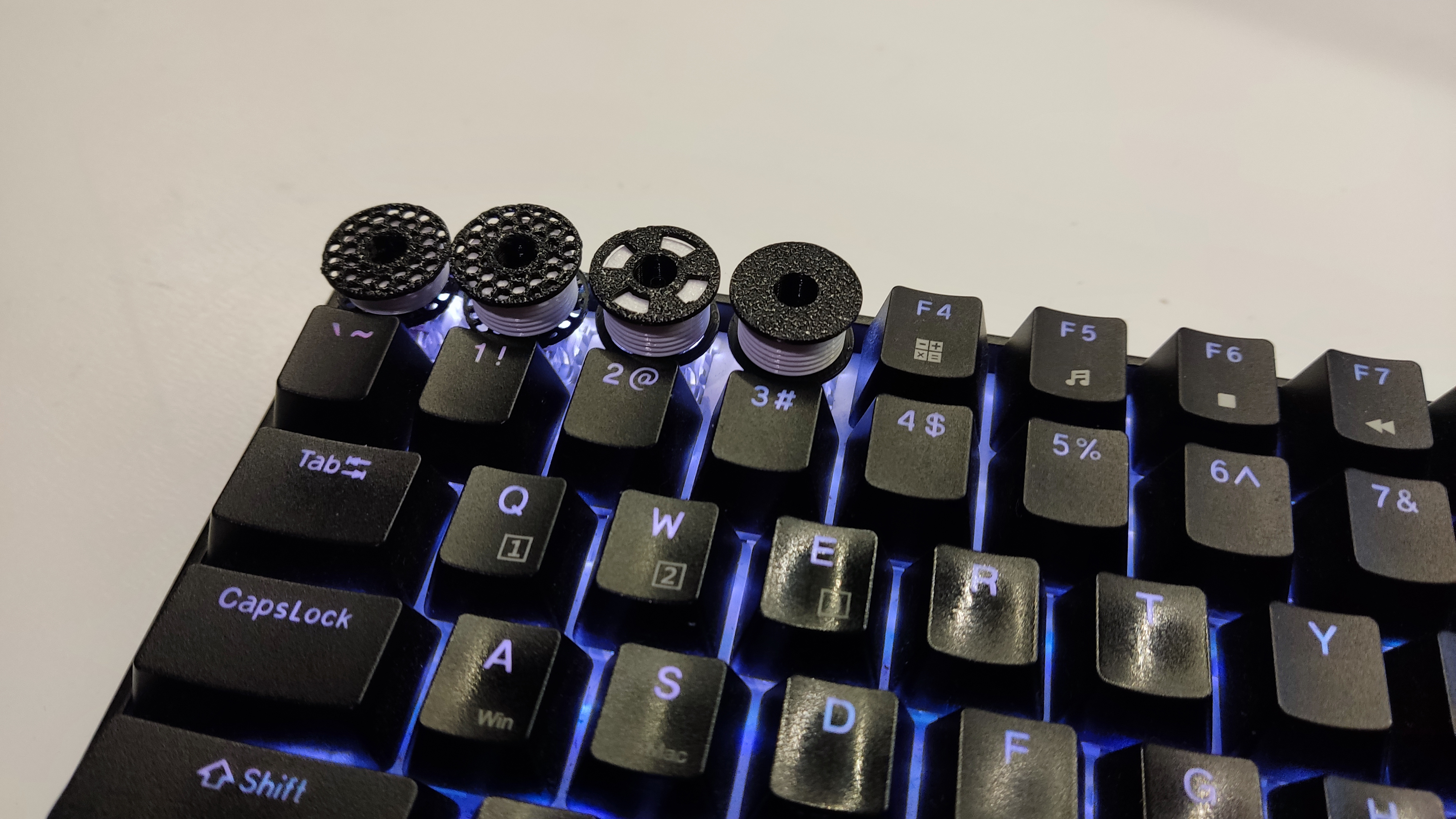 Keycap Cuộn Chỉ Filament