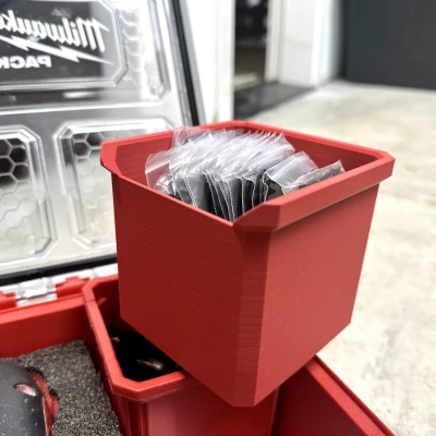 Khay Sâu Milwaukee Packout Có Khoét Cho Phần Giữa