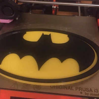 Logo Batman có đế treo tường