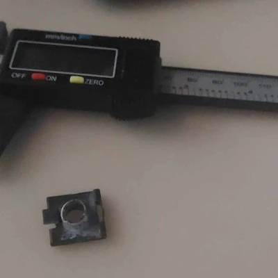 Chốt dẫn hướng thay thế cho cửa sổ mở quay