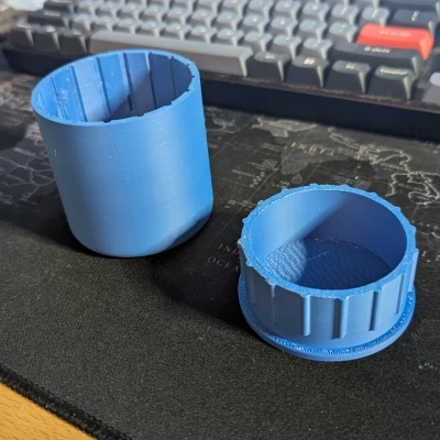 Ly đơn giản có nắp