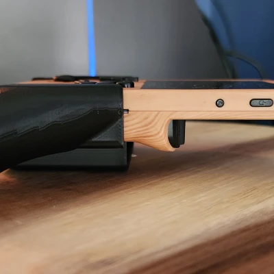 RG351V Tay Cầm Mở Rộng Phía Sau Thoải Mái