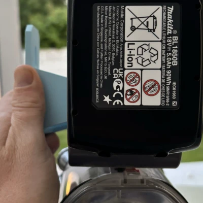 Giá treo tường Dyson nằm ngang