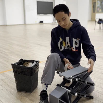 Bộ Nâng Thùng Rác Assist-a-can