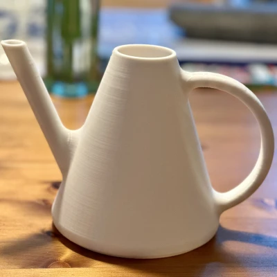 Bình tưới cây 1 Lít