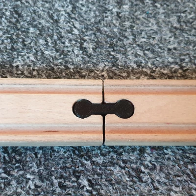 Cái Nối Đường Ray Gỗ