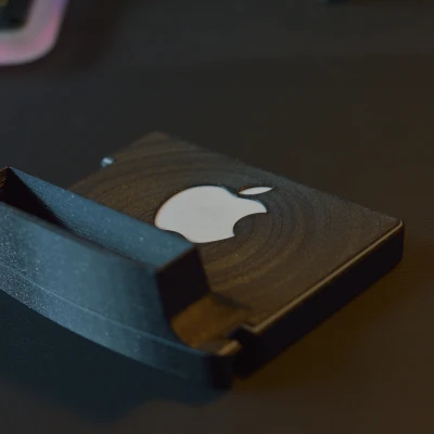 Đế iPhone cho hộc chứa đồ dưới bệ tỳ tay Volkswagen Golf