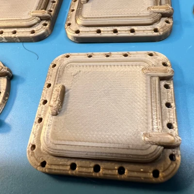 Greebles! Bảng điều khiển lối vào, cửa sập và nhiều hơn nữa!