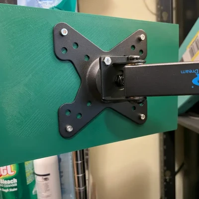 File OpenSCAD cho Ngàm VESA 100mm x 100mm