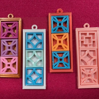 Gạch Thông Gió & Mặt Dây Chuyền Tí Hon