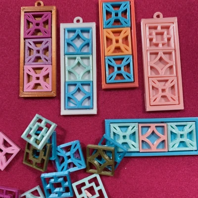 Gạch Thông Gió & Mặt Dây Chuyền Tí Hon