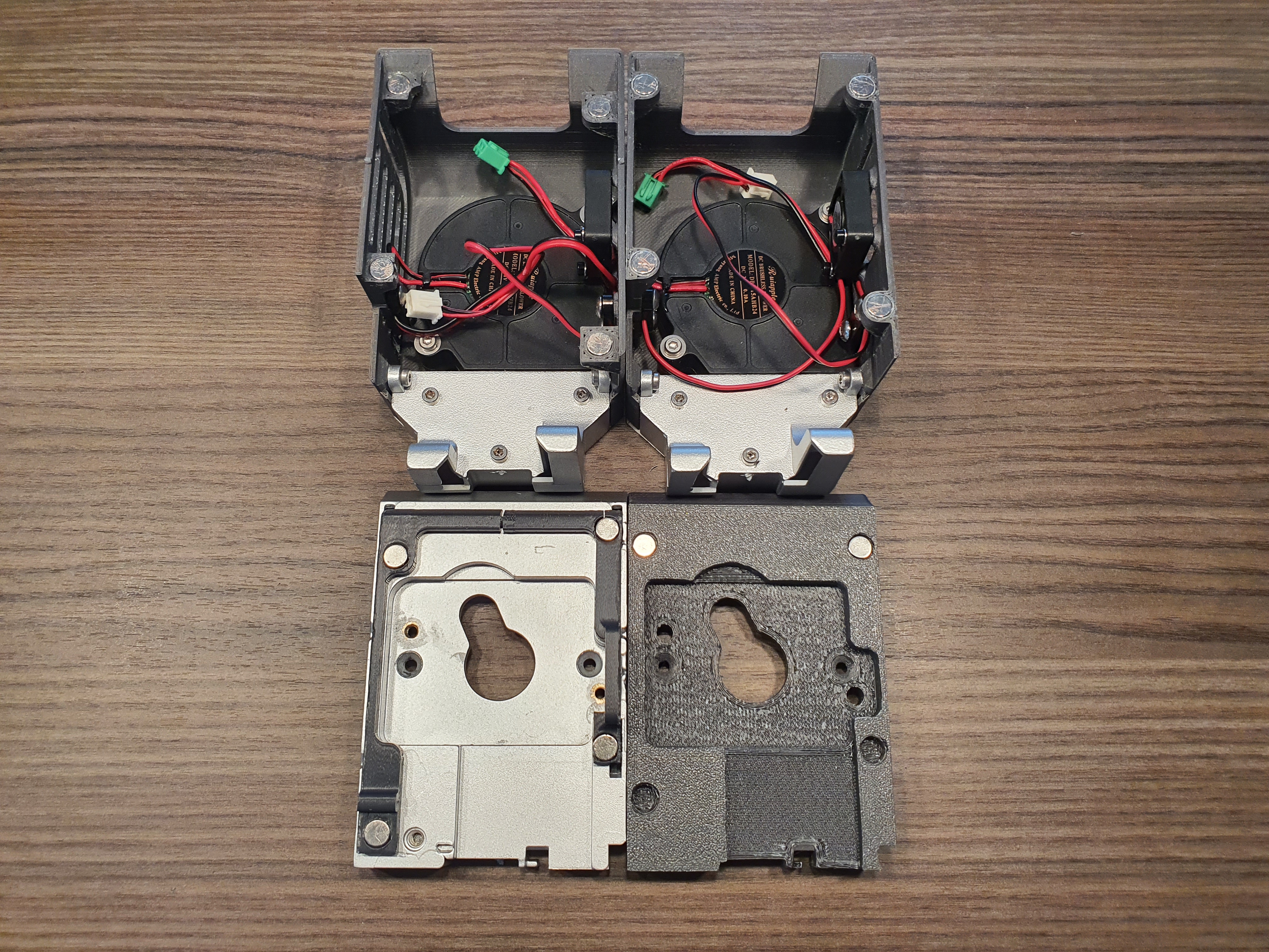 QIDI X-Max 3 Che Đầu Phun Từ Tính