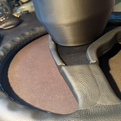 Nắp chụp trục lái MOMO 2006 (BMW E30)