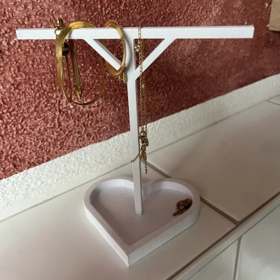 Giá Cắm Trang Sức Hình Trái Tim