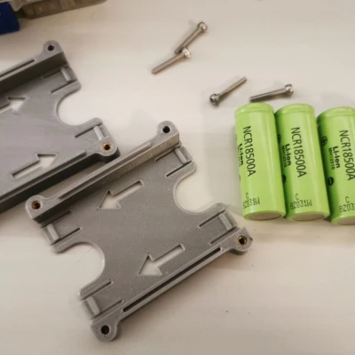 Hộp Đựng Pin 18500 Loại Magazine