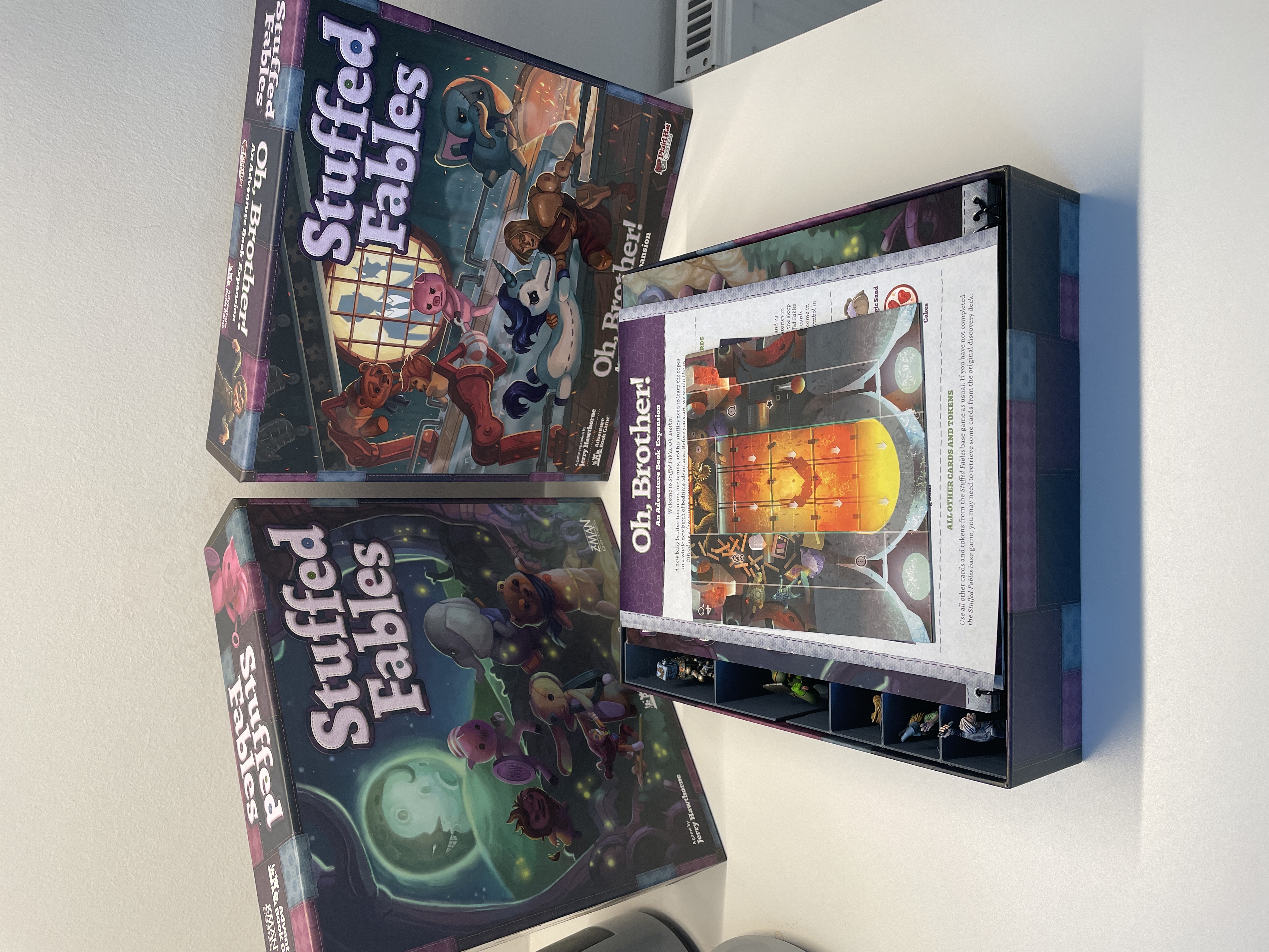 Hộp đựng Stuffed Fables và Oh, Brother - Sắp xếp gọn gàng