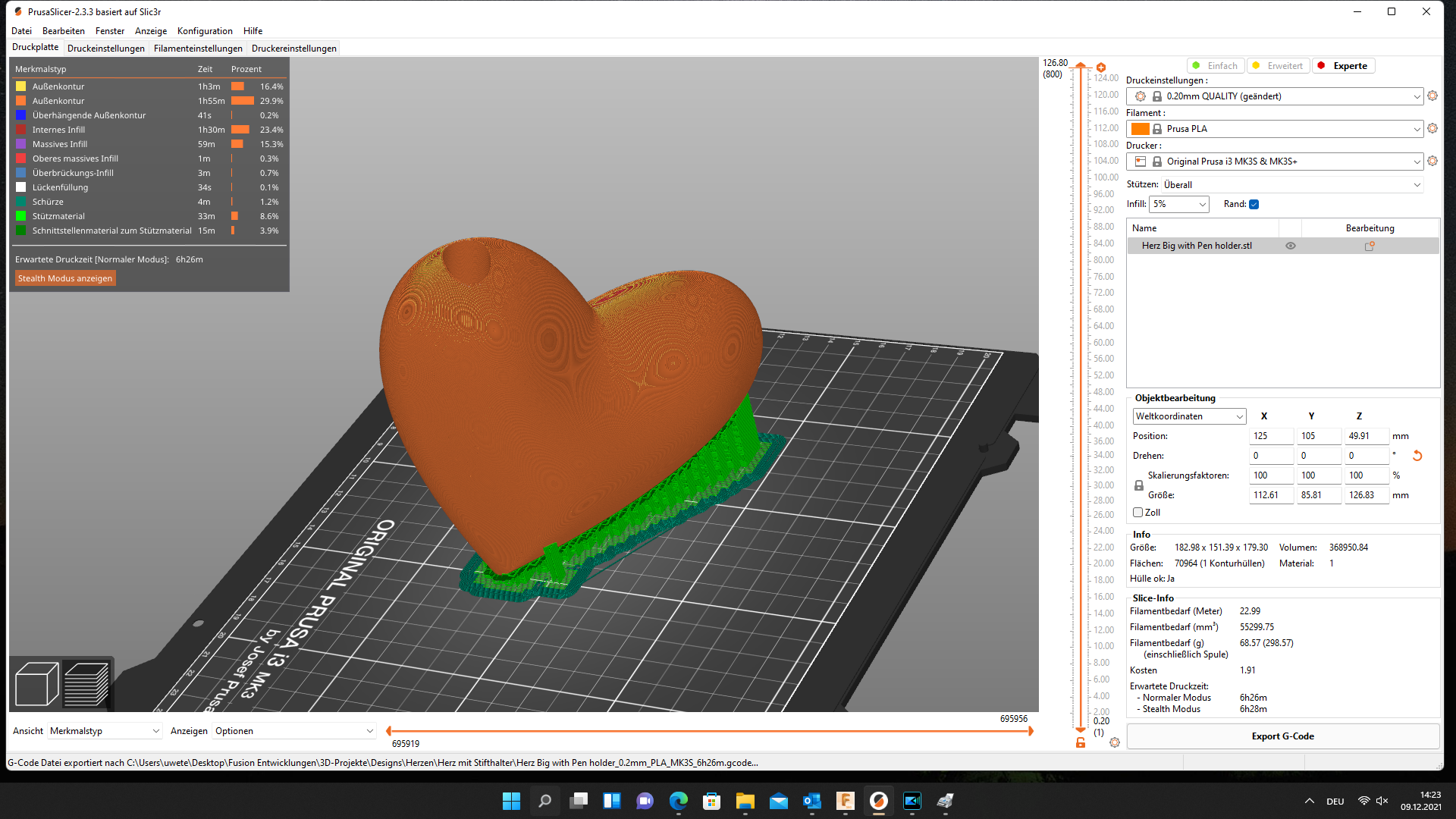 Trái tim bự cắm hoa hoặc bút