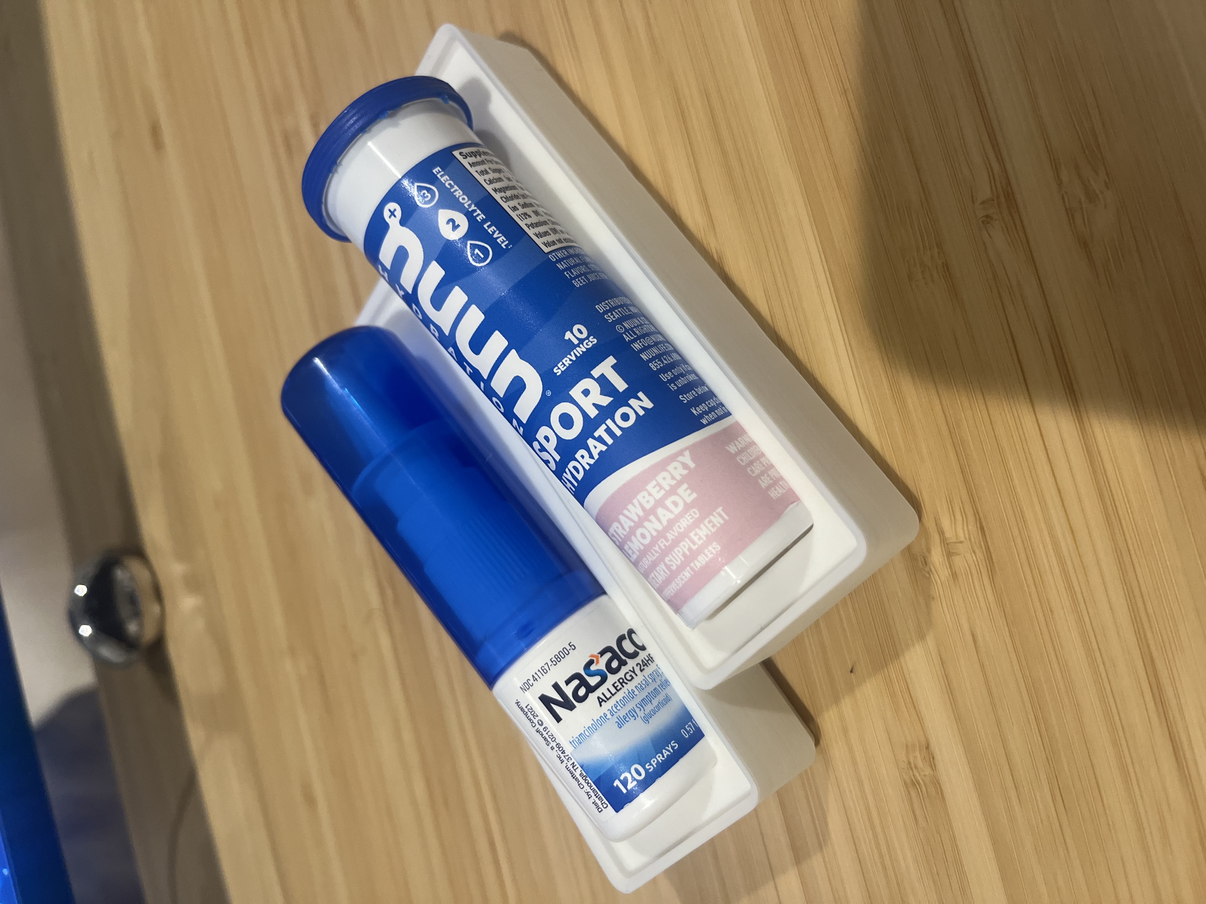 Hộp Nuun hoặc Nasacort Gridfinity