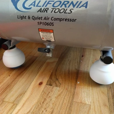 Chân chống rung cho máy nén California Air Tools 1P1060S