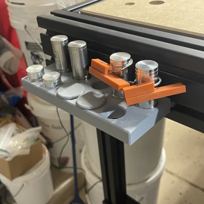 Kẹp Bench Dog 20mm cho Thanh Nhôm 8020 T-slot. Vừa khít.