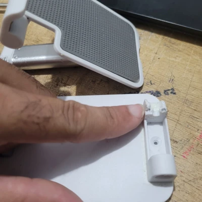 Giá đỡ điện thoại để bàn - Sửa chữa