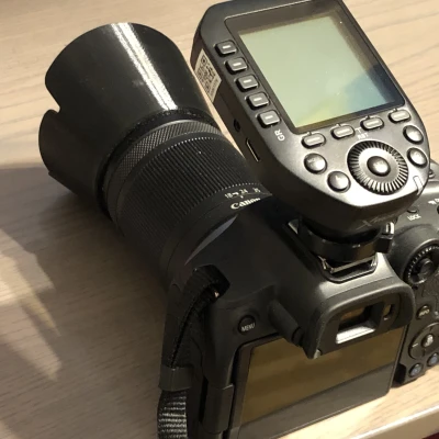 Hood Chống Nắng Cho Ống Kính Canon RF-S 18-150 F3.5-6.3 IS STM