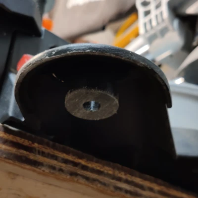 Chân đế thay thế cho Metabo KGS 216 M