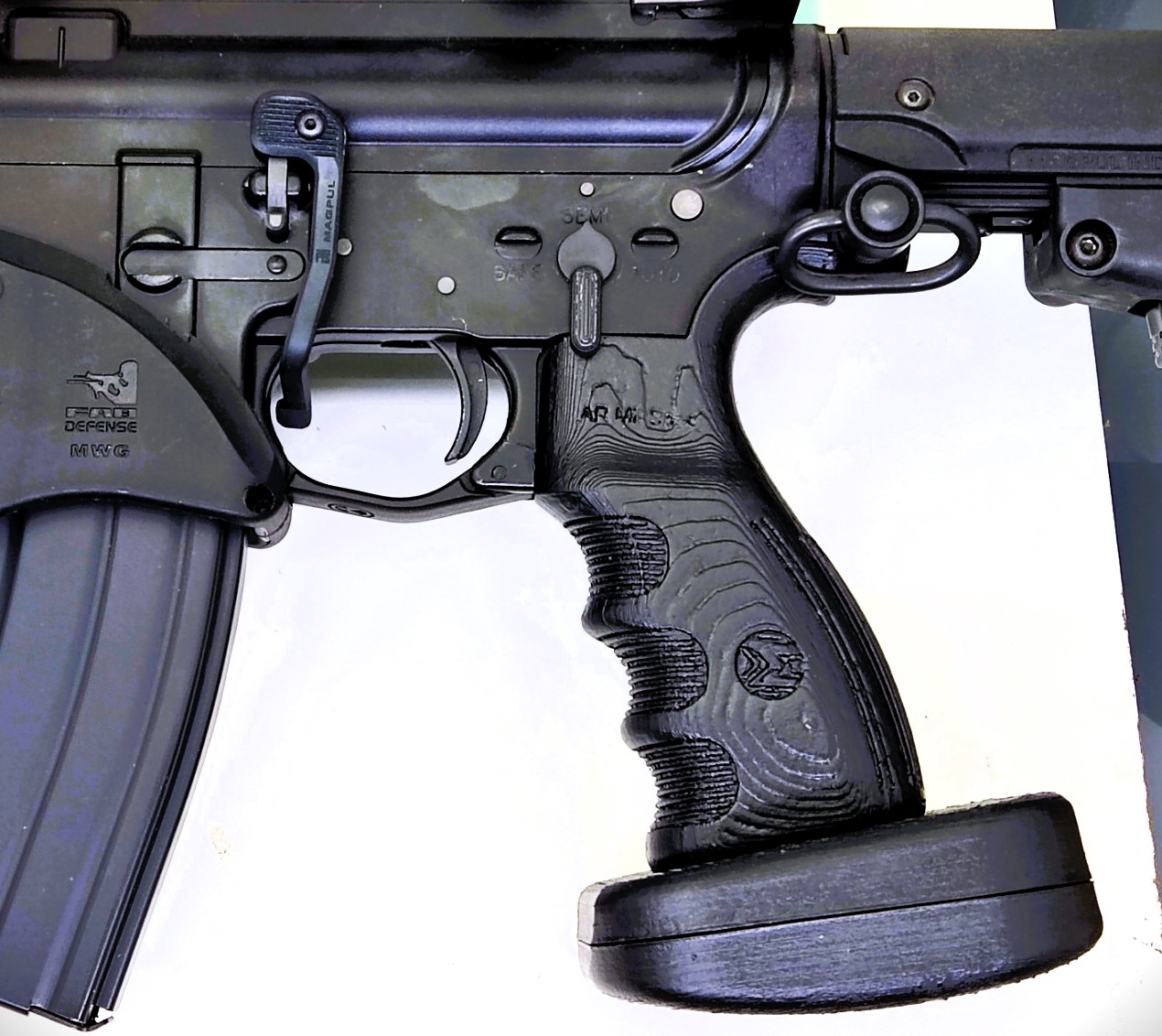 Tay Nắm Súng Lục Bắn Tỉa AR